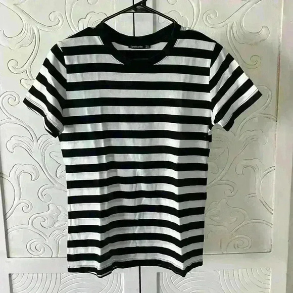 Stradivarius T-Shirt tee lot bundle of 3 Basics Stripes Solid Normcore - Picture 5 of 11